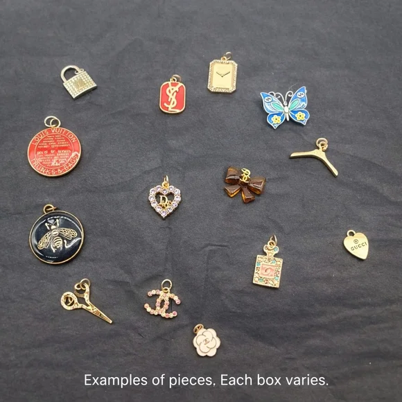 MAISON MARQUEE The Edit Mystery Box Charm Pull CHANEL Dior Louis Vuitton Etc - Picture 2 of 2